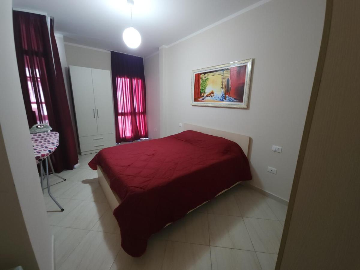 Pleasing Place With Free Parking On Site In Tirana Komuna E Parisit Exteriör bild
