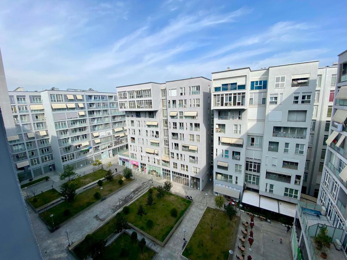 Pleasing Place With Free Parking On Site In Tirana Komuna E Parisit Exteriör bild